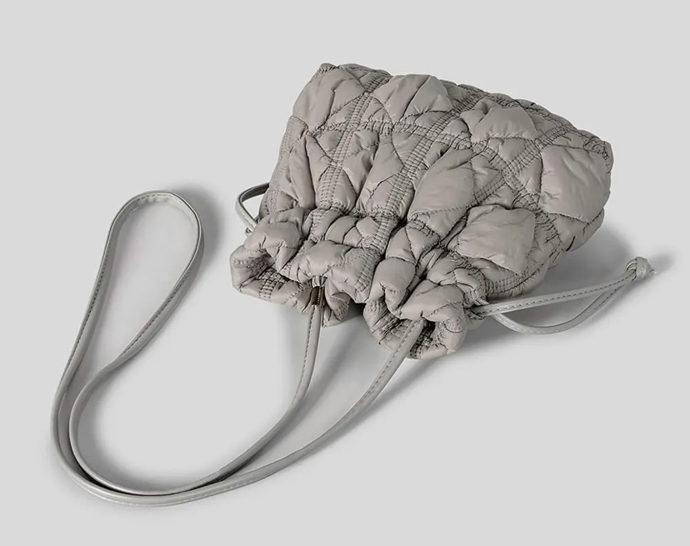 Bubble Purses for Women Puffer Crossbody Bags for Women Nylon Cloud Handbag Slouchy Bucket Bag Clutch Purse Dumpling Bag