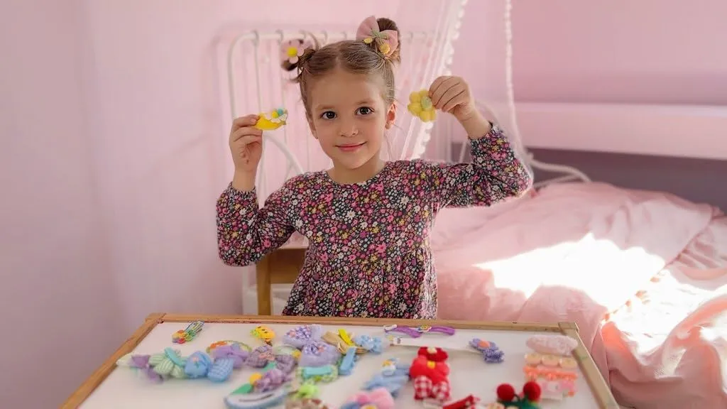 Hair Clips for Girls 69 Pcs Bundle No Slip Assorted Barrettes for Kids Bows Cute Hair Accessories for Little Girls Teens Toddlers Child Kids Gifts