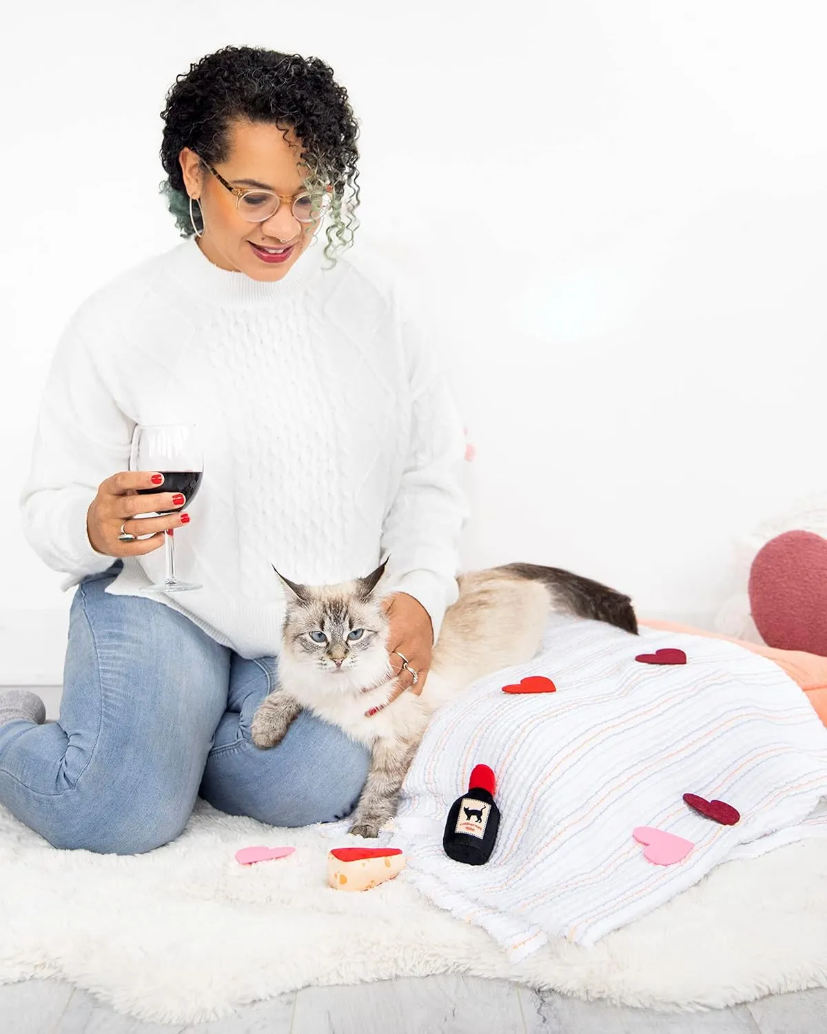 Pearhead Pet Cheese and Wine Plush, Crinkle, and Catnip Cat Toys, Set of 2