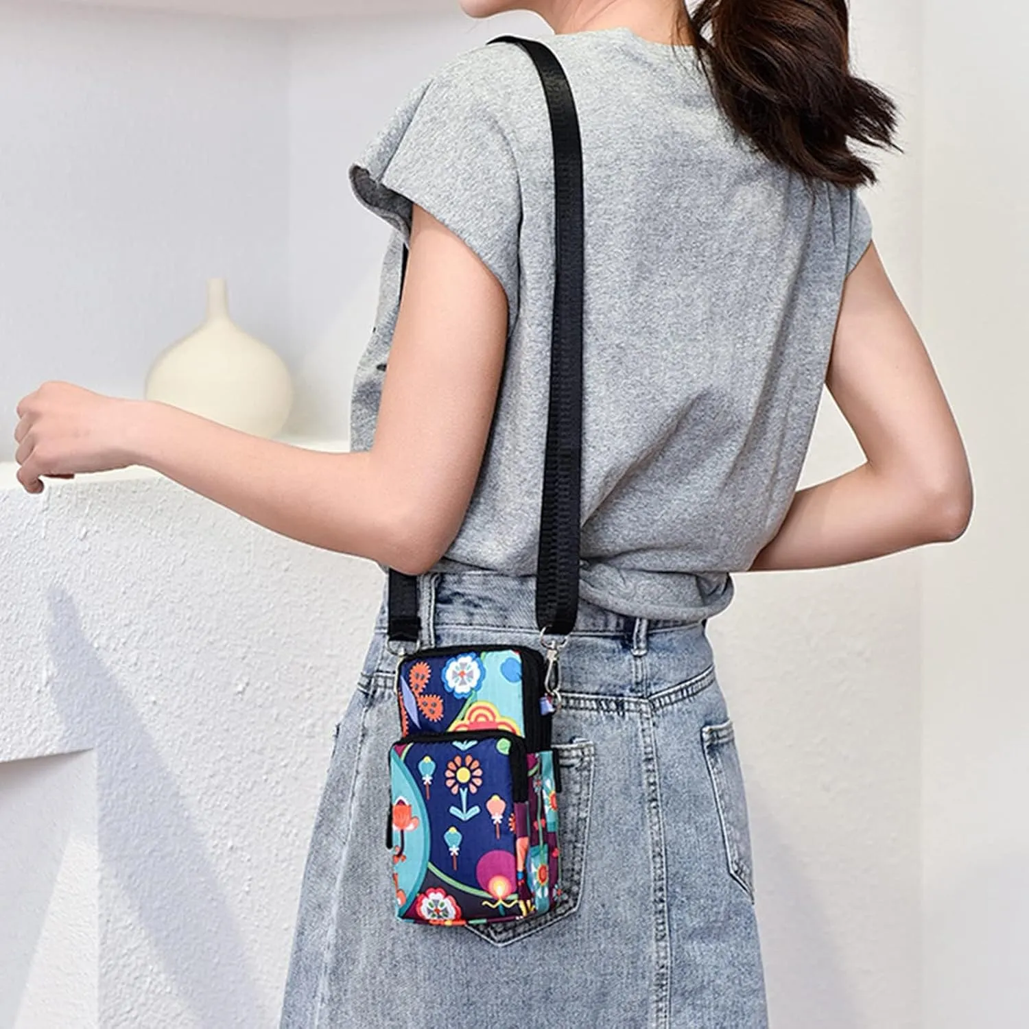Vegan Leather Small Crossbody Bag for Women Single Shoulder Bags with Adjustable Strap Classic Hiking Bag(A)