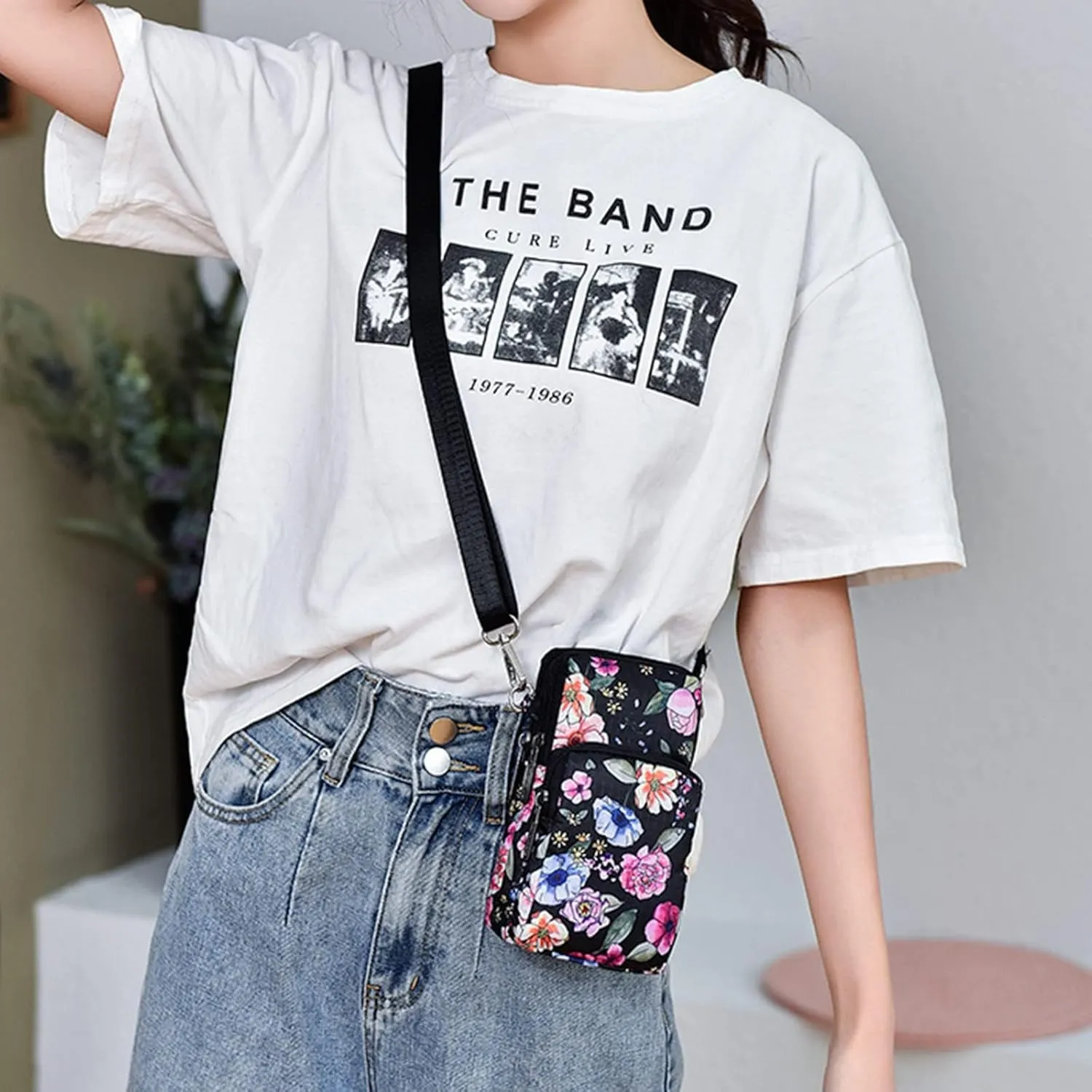 Vegan Leather Small Crossbody Bag for Women Single Shoulder Bags with Adjustable Strap Classic Hiking Bag(A)