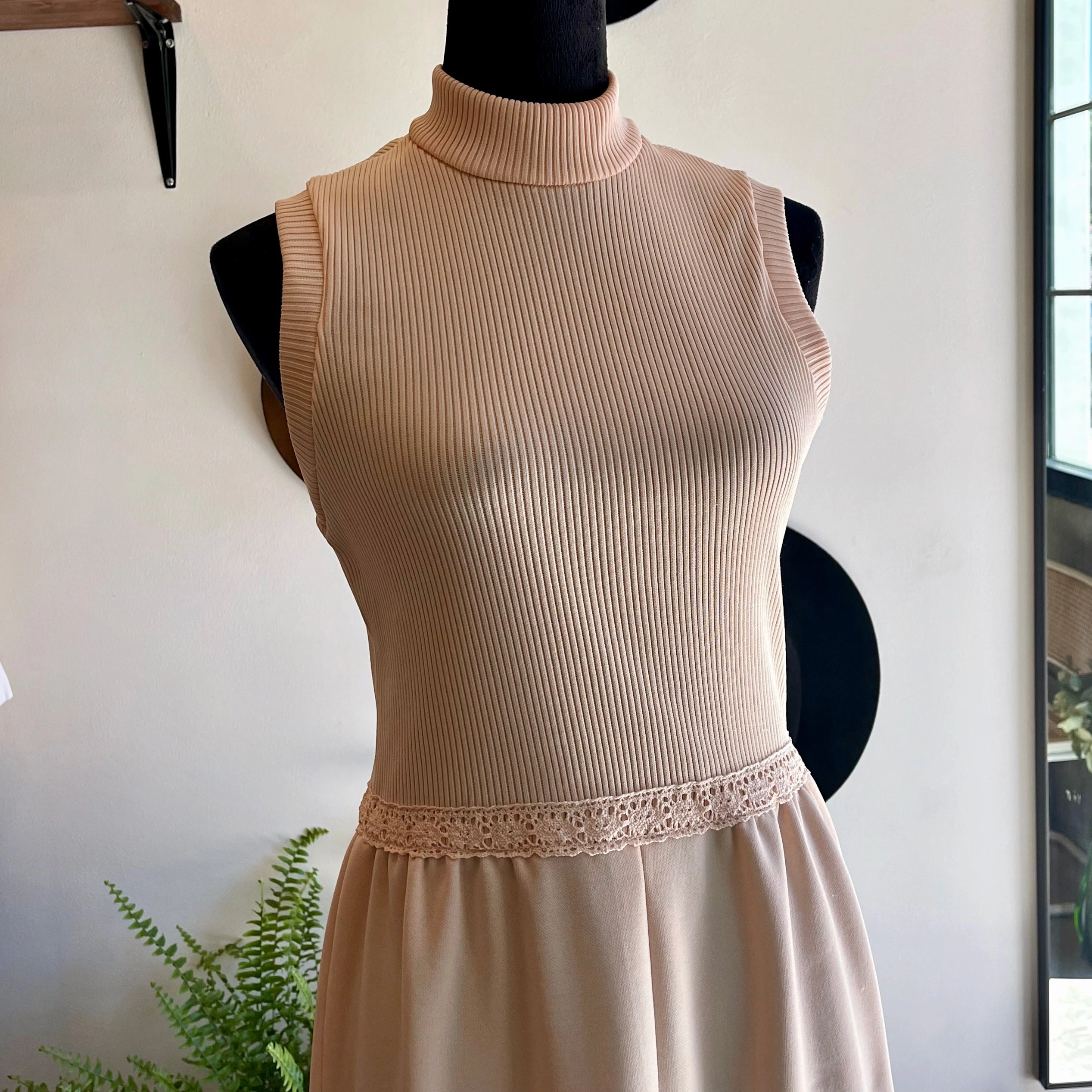 Vintage 70’s Alison Ayres Full Length Knit Dress