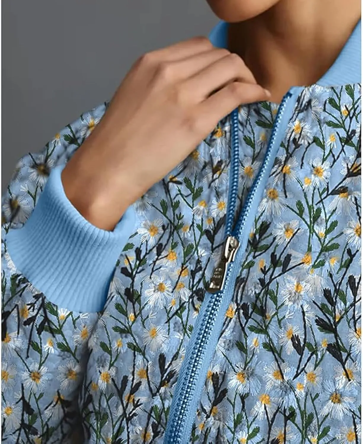 Women's Cropped Floral Print Bomber Jacket Winter Warm Puffer Jacket Zip Up Padded Coat with Pockets